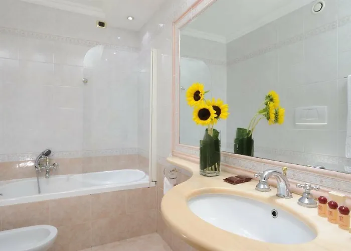 Torino Otel 4*